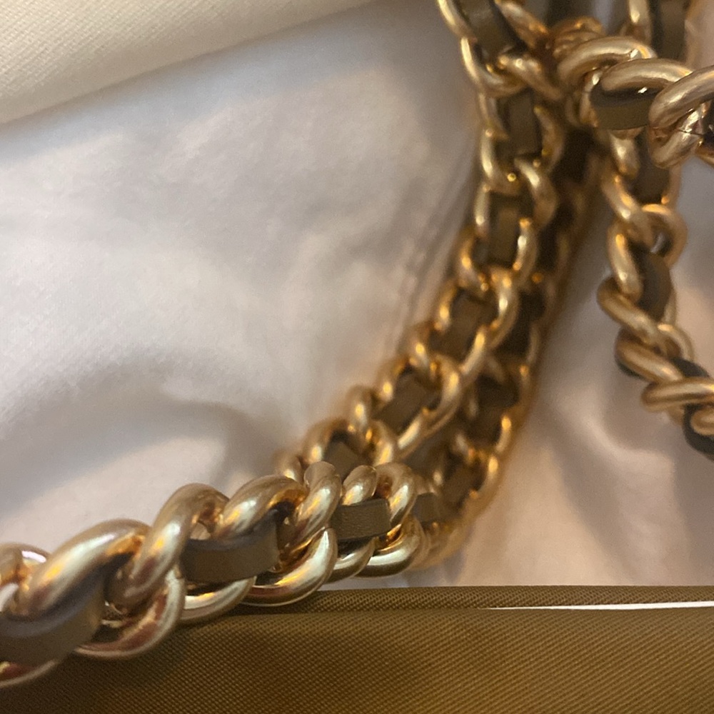 Tory Burch tote - Picture 7 of 9